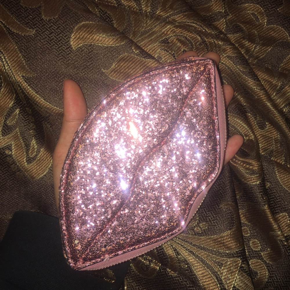 ALDO Small Sequins Lips Zip-Purse Keychain